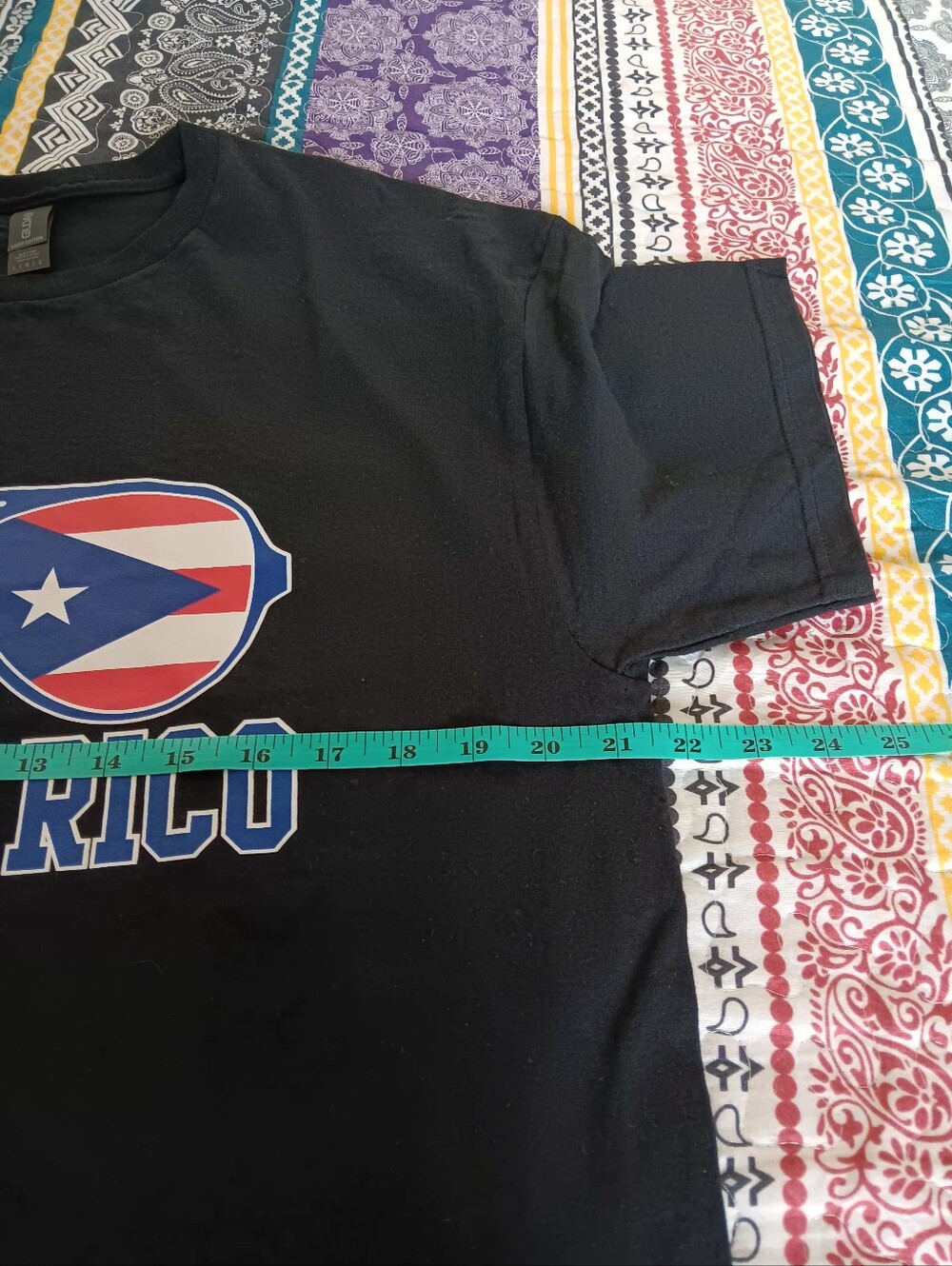 Puerto Rico T-Shirt of Flag & Shades - Picture 4 of 10